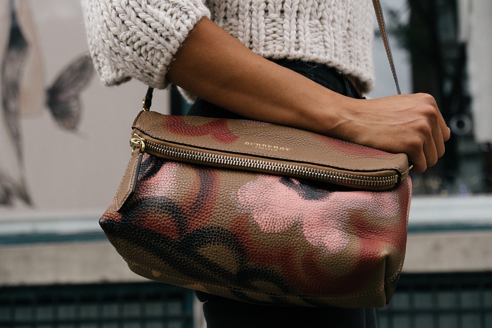 We're no Mary Poppins but come and find out what's in these fabulous North East Blogger's handbags | Elle Blonde Luxury Lifestyle Destination Blog