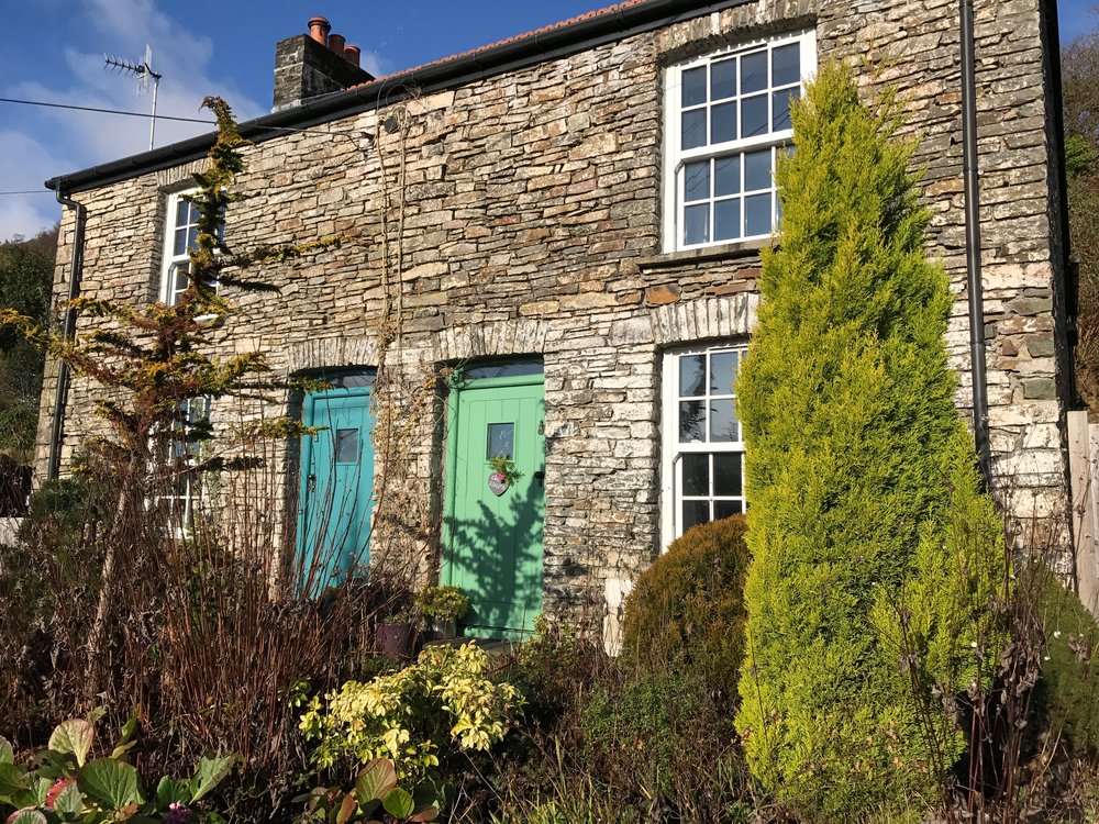 Cottages in Wales Staycations | Planning a Girls' Weekend Away can be difficult, we've got some tips to help relieve the stress | Travel Guide | Elle Blonde Luxury Lifestyle Destination Blog