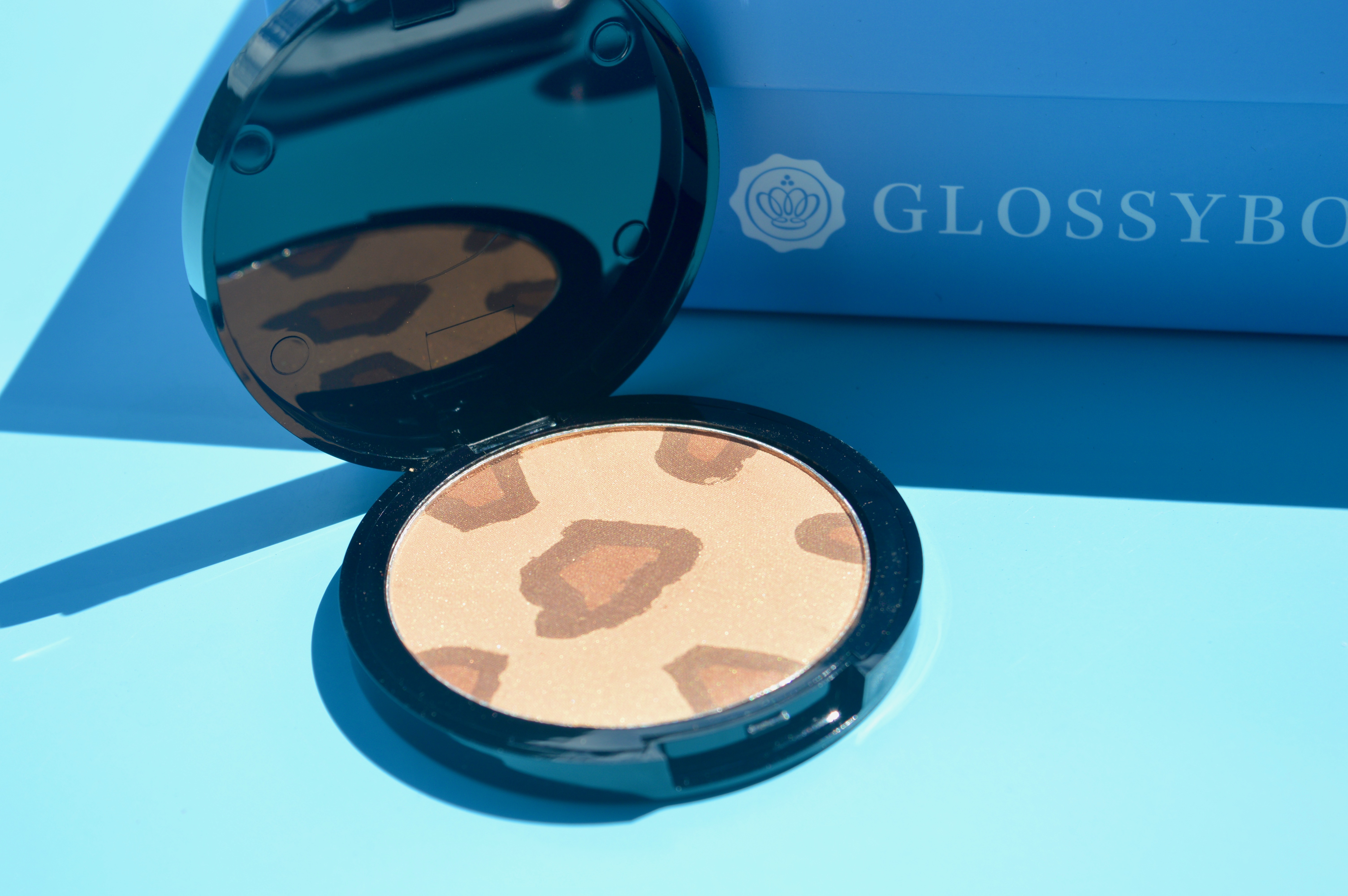 Safari-Bronzer-Subscription-Boxes-August-Collectors-Glossybox-Elle-Blonde-Luxury-Lifestyle-Destination