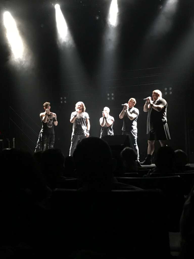 The Tenors of Rock | British Rock Band at Harrah's Las Vegas | Elle Blonde Luxury Lifestyle Destination Blog