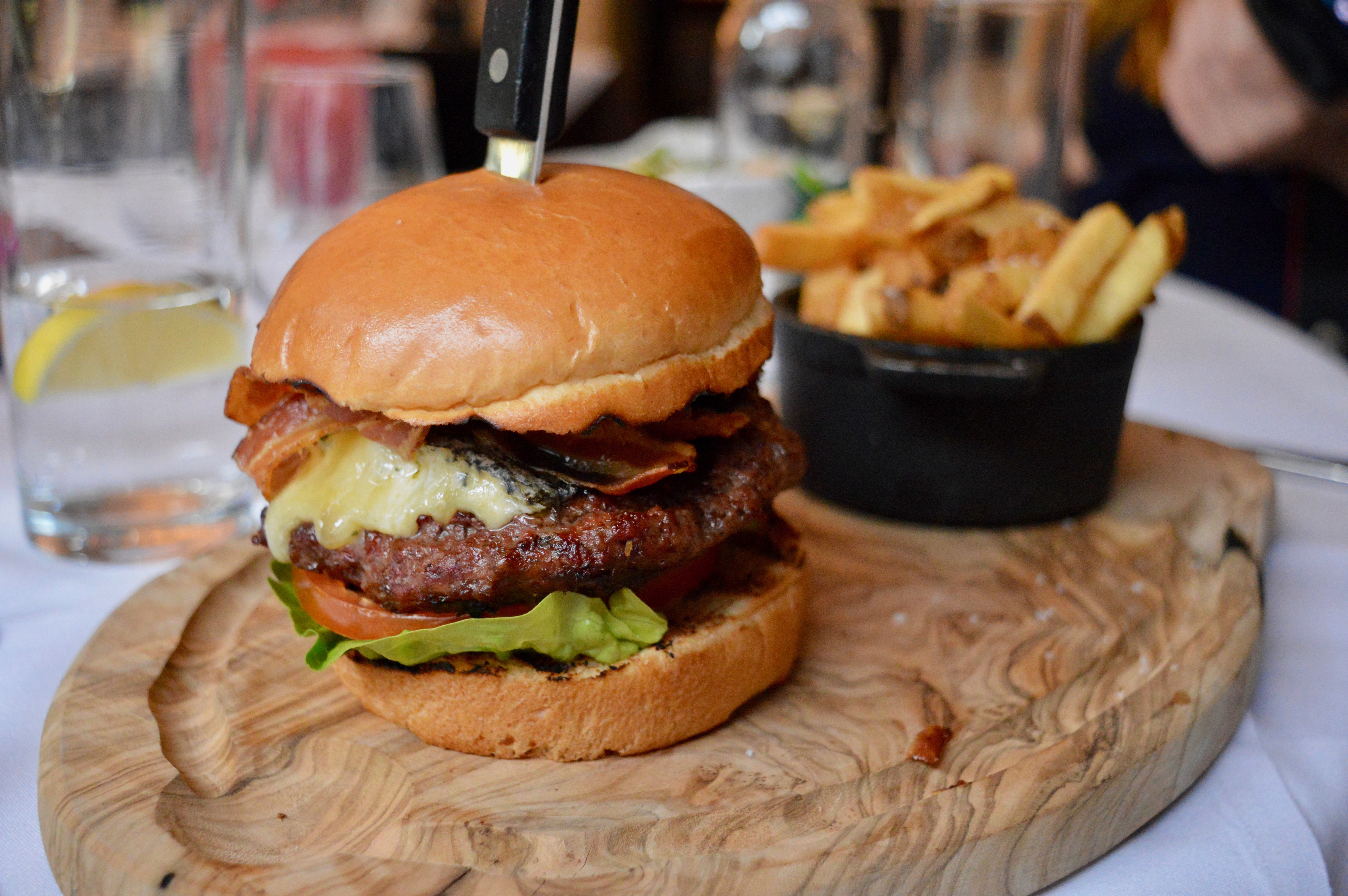 Alex James Burger | Where to eat in Newcastle: Marco Pierre White Steakhouse in Hotel Indigo | Food & Lifestyle Reviews | Summer 2018 Menu Launch | Elle Blonde Luxury Lifestyle Destination