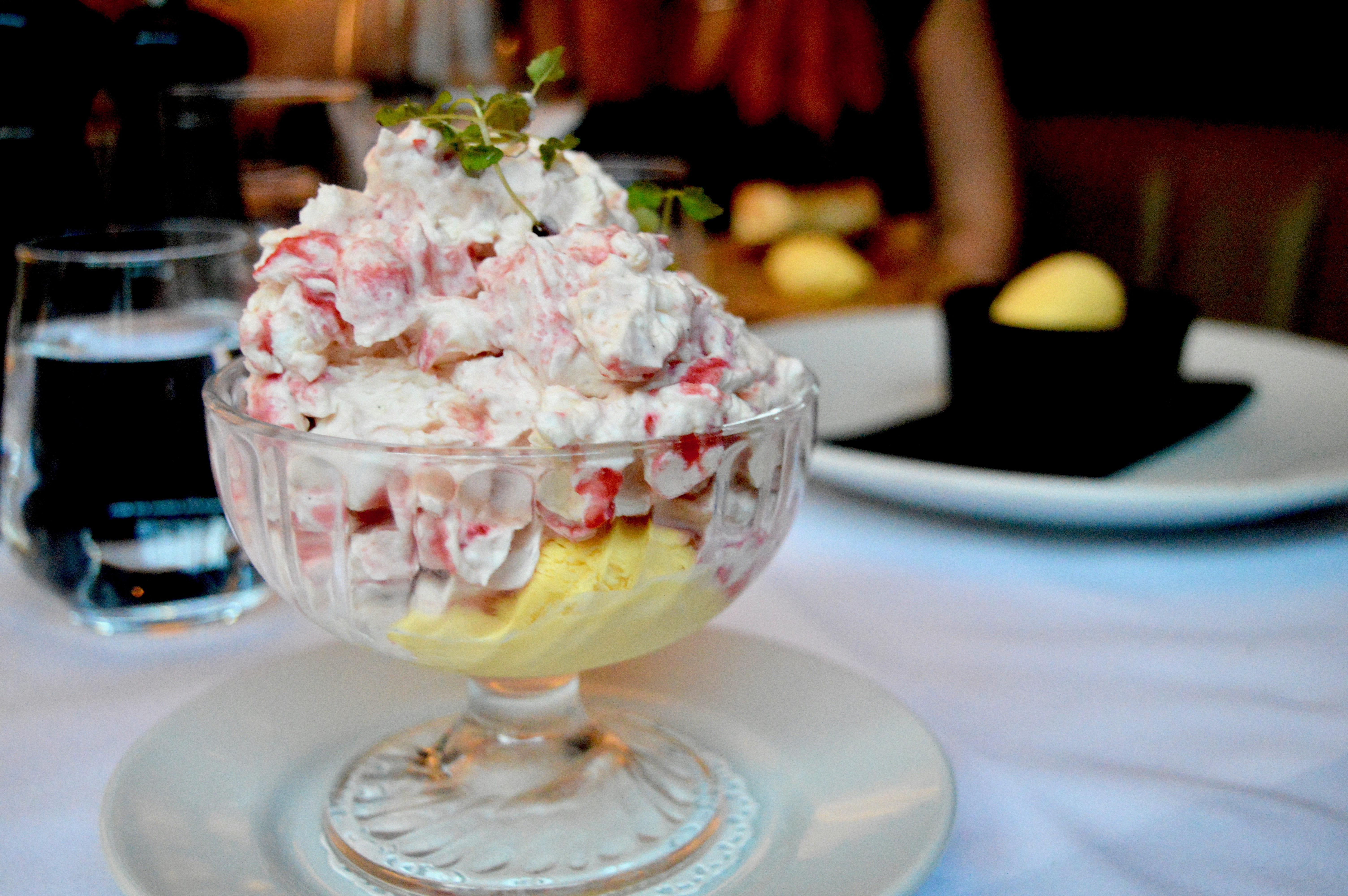 Eton Mess | Where to eat in Newcastle: Marco Pierre White Steakhouse in Hotel Indigo | Food & Lifestyle Reviews | Summer 2018 Menu Launch | Elle Blonde Luxury Lifestyle Destination