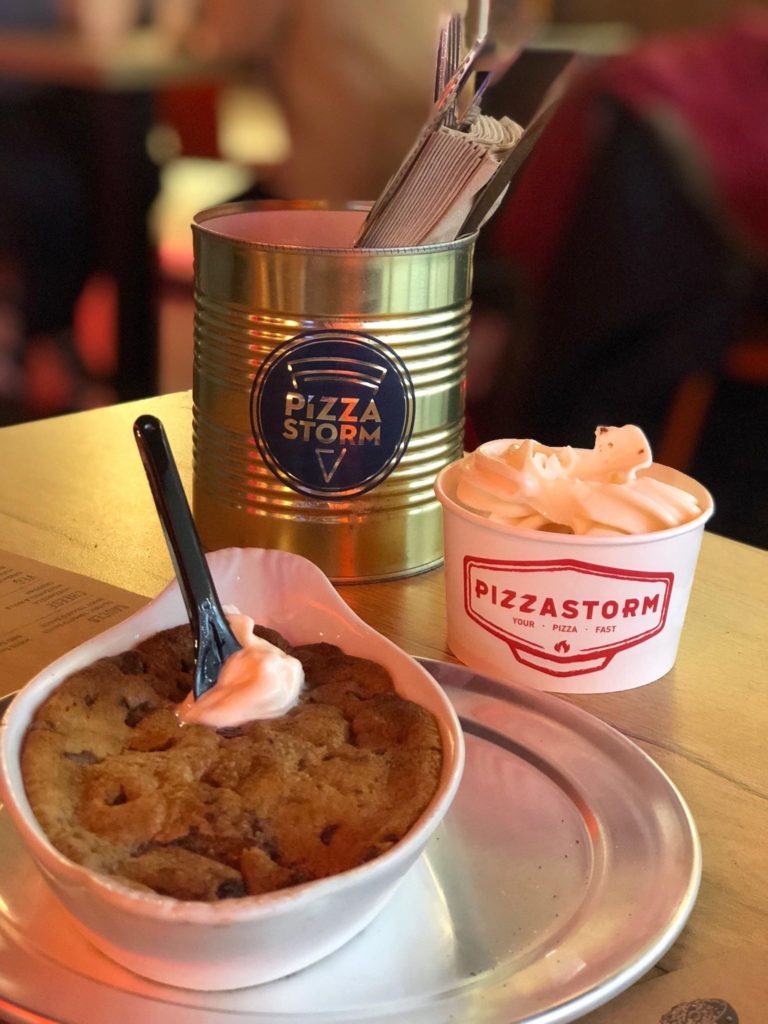 Eating in Newcastle | PizzaStorm - Pizza on the Go | We sent Newcastle Food Experience to check out this fast pizza joint in Newcastle. Check out their thoughts | Elle Blonde Luxury Lifestyle Destination Blog