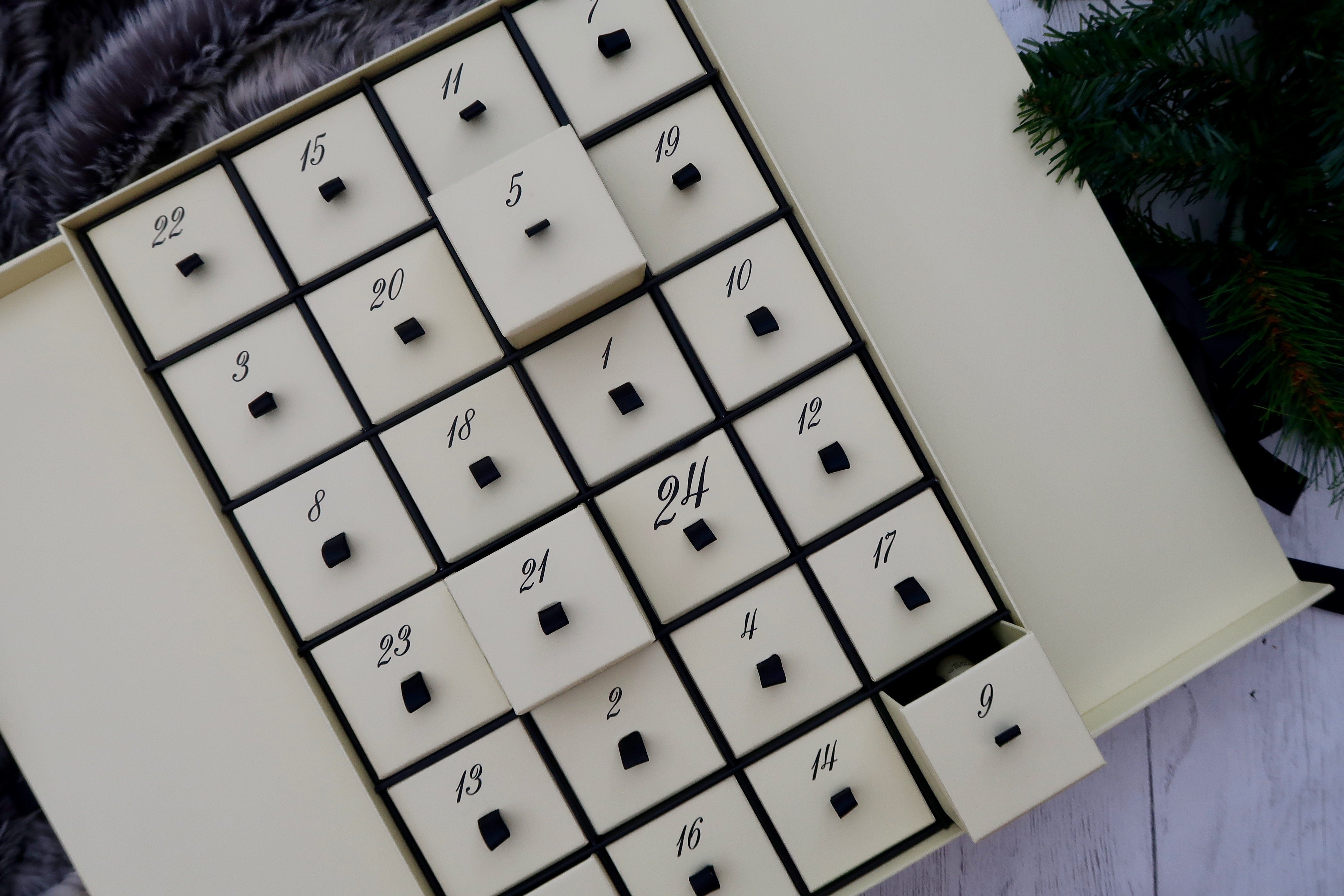 5 Reasons You Need Aldi's Luxury Advent Calendar ‘Jo Malone Dupe’ 2