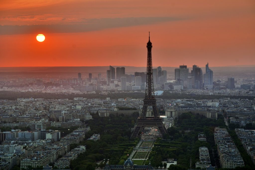 5 Amazing Things To Do When You Visit Paris, The City Of Light! 3