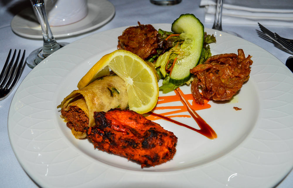 Traditional Indian Starters | Where to eat in Newcastle? | Finding somewhere to eat in Newcastle City Centre isn't difficult but where's good for decent food | We discovered Vujon Indian Restaurant | Food Review | Elle Blonde Luxury Lifestyle Destination Blog