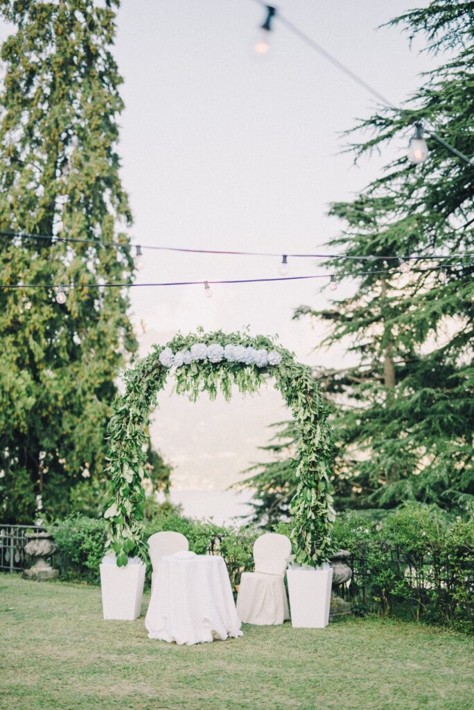 Wedding arch |8 Beautiful Ways to Use Satin Ribbons in Weddings | Wedding Tips | Elle Blonde Luxury Lifestyle Destination Blog