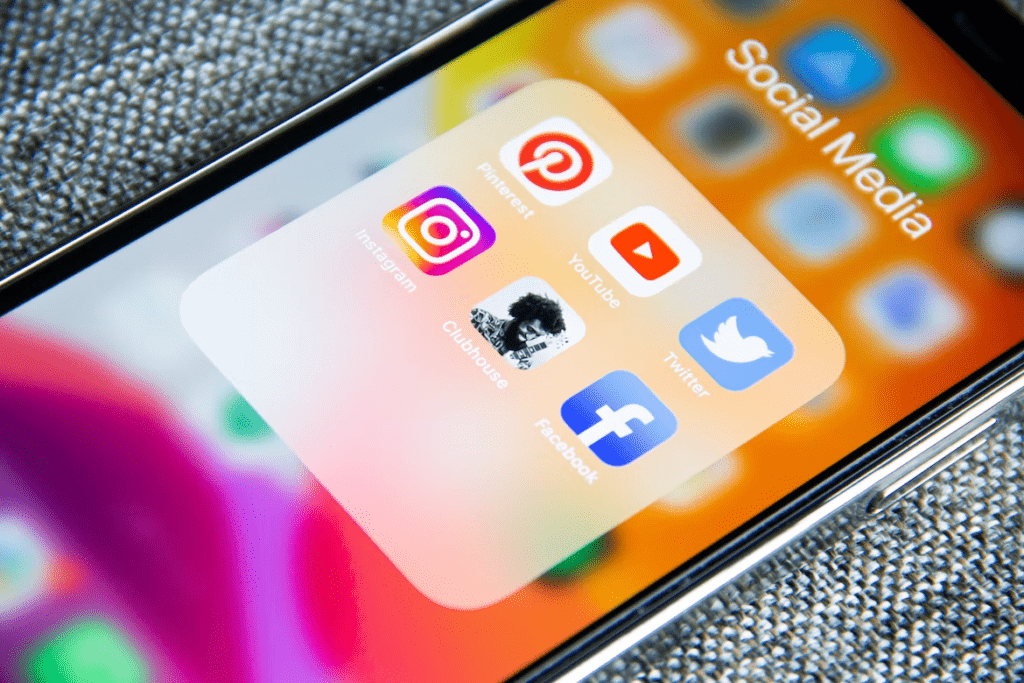 9 Tips for Leveraging Social Platforms in Your Digital Marketing Efforts | Business Tips | Elle Blonde Luxury Lifestyle Destination Blog