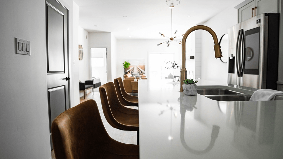 5 Ways to Increase Your Home's Value for Less | 7 Secrets to Make Your Home Look Expensive | Home Interior | Elle Blonde Luxury Lifestyle Destination Blog | 4 Amazing Advantages of Heating Your Home With AC